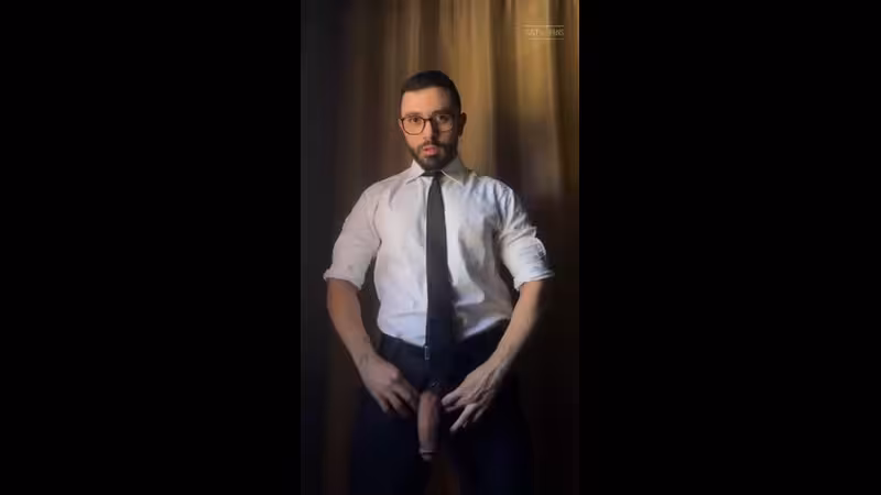 onlytwinks thumbnail for Jerking off after work and shooting a big load – Matthewbigcock