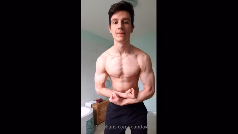 onlytwinks thumbnail for Having a shower and jerking off – LeanDaveXX