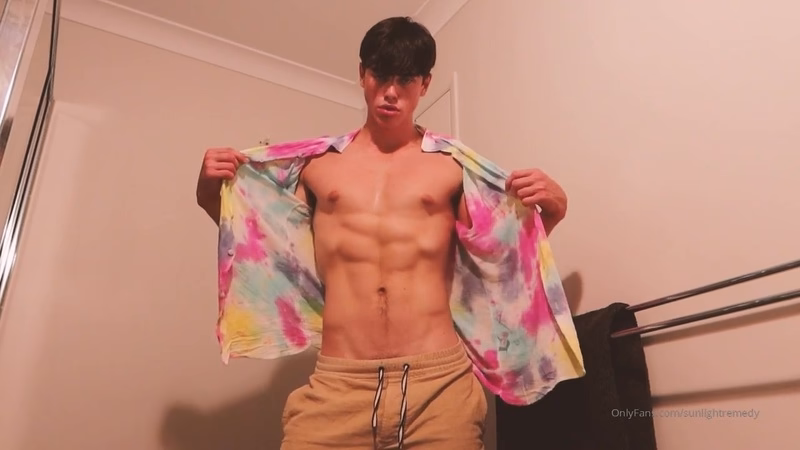 onlytwinks thumbnail for Jerking off with a hot sweaty body – SunLightRemedy