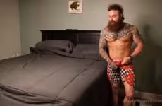 onlytwinks thumbnail for Bearded muscle jerks off and cums over himself – Kevin Clevenger (ironsanctuary)