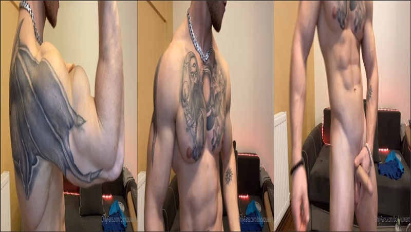 onlytwinks thumbnail for Bodyouwant flexes naked