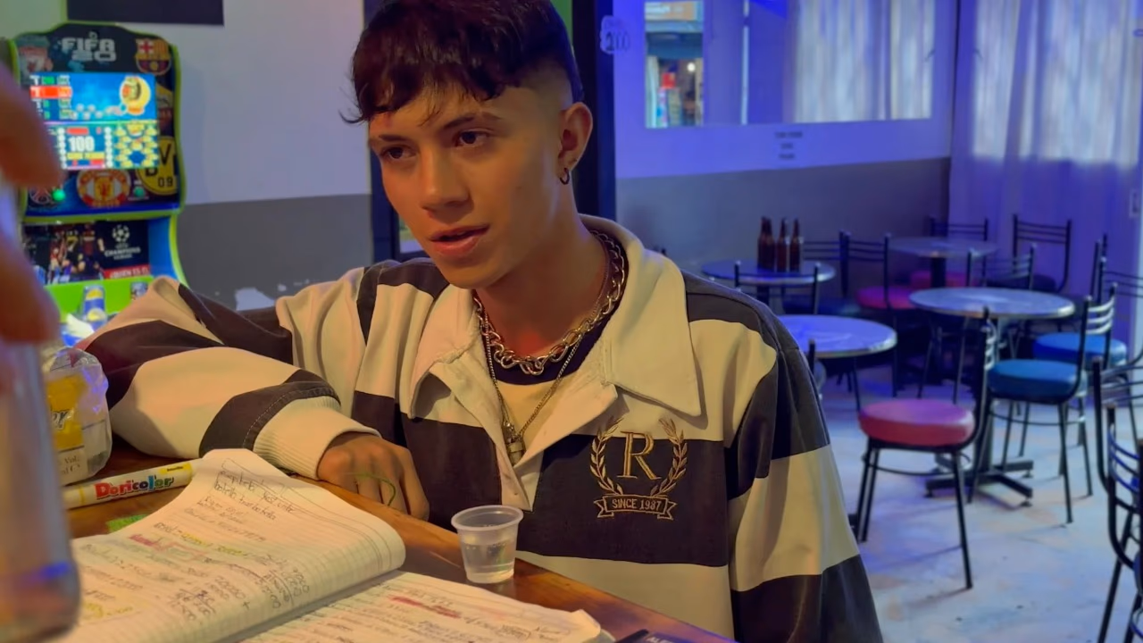 onlytwinks thumbnail for Angel of Bogota – filling him up in the back room of the bar