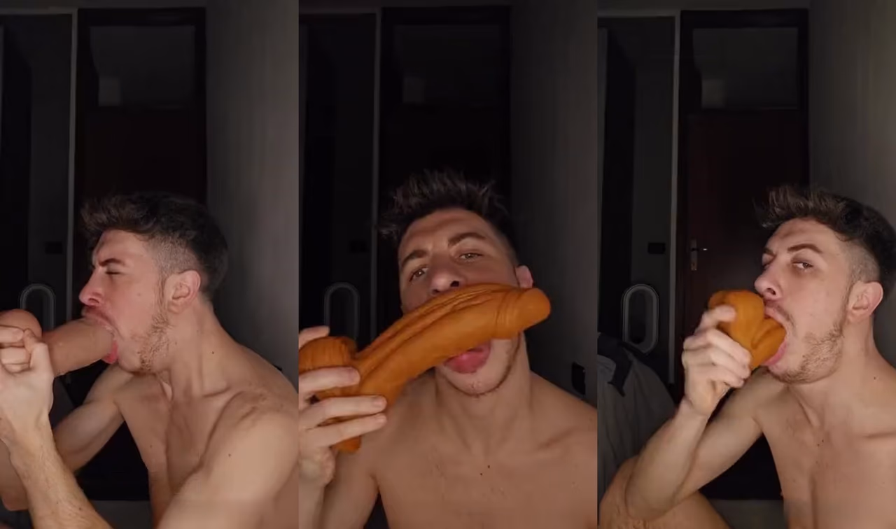 onlytwinks thumbnail for Luke25 deepthroats huge dildo