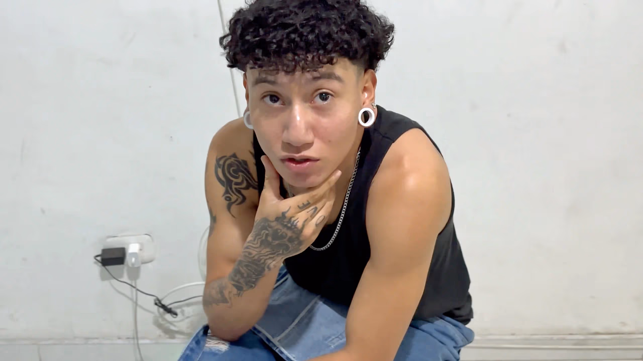 onlytwinks thumbnail for Angel of Bogota file 27 – Night School Husband