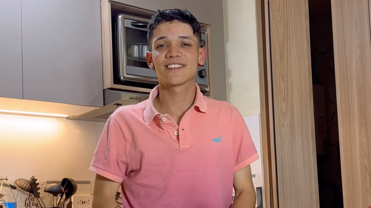 onlytwinks thumbnail for Angel of Bogota file 36 – Family Comes First